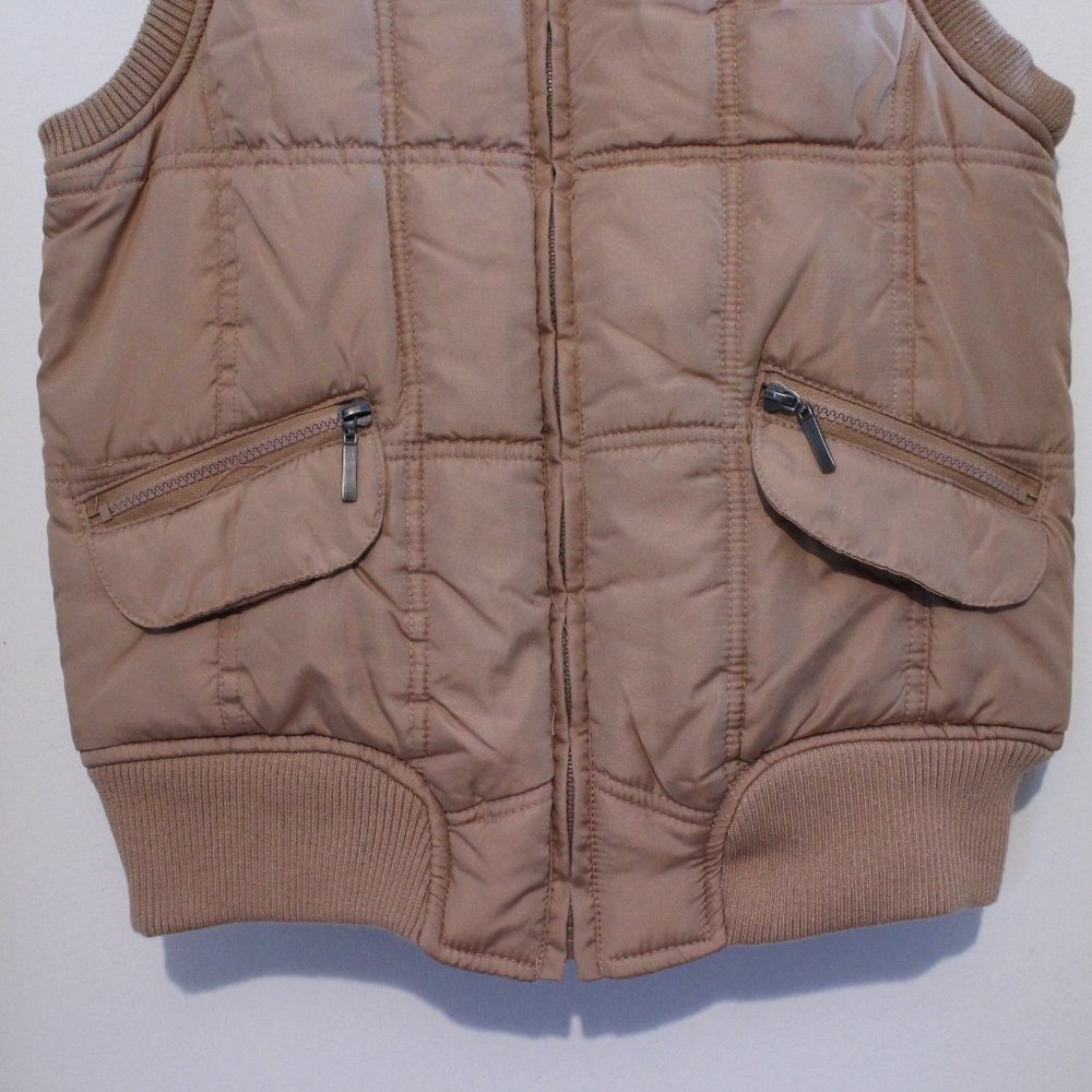 OUTEREDGE, TAN PUFFER VEST,  SIZE SMALL - Picture 4 of 7